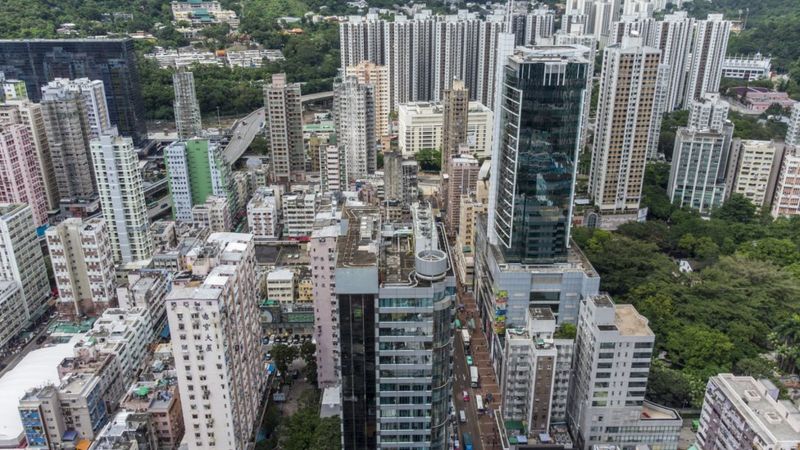 香港的平均的房子价钱，相等于当地人20年的收入