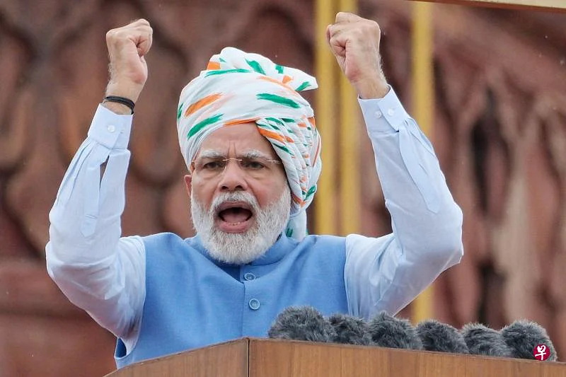 印度总理莫迪在德里红堡发表印度独立75周年演说